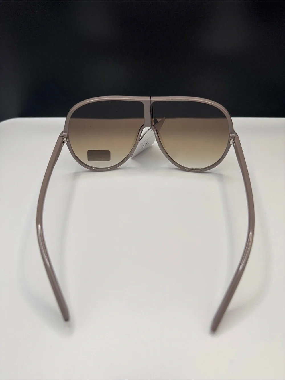 Men's Taupe Aviator Sunglasses - Gradient Lenses
